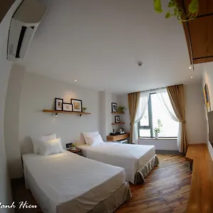 Mojzo Hostel